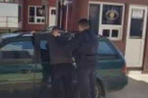 Un barbat de 45 de ani cautat in toata Europa a fost prins la Punctul de Trecere a Frontierei Stanca. Ce s-a descoperit la controlul vamal?