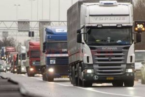 Protest al transportatorilor. Vor participa mii de maşini