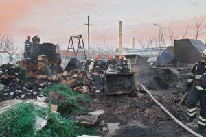 Incendiul uriaş din Parcul Industrial din Oradea, provocat de fumat (VIDEO)