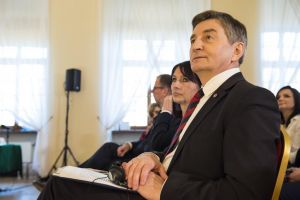 Participarea prof. Ştefan Purici la o conferinţă în Polonia, apreciată de mareşalul ...
