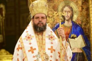 Un argeşean se roagă pentru victimele din Noua Zeelandă