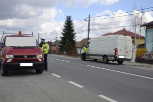 IPJ: Acţiunea Seatbelt. Amenzi de 176.000 lei, 101 şoferi au rămas fără permis
