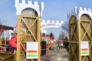 FOTO: ”Cetatea Copiilor” îşi deschide porţile şi în cartierul Unirii din Târgu-Mureş