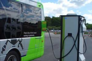 3 mai – termenul limită pentru depunerea ofertelor de achiziţie a celor 52 de autobuze electrice şi electric-hibride