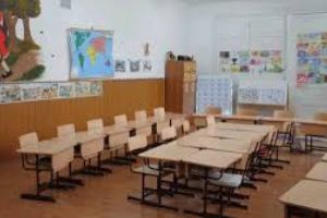 Scolile din Prahova vor fi inchise si joi dimineata. Vor merge la cursuri doar elevii care invata după amiaza