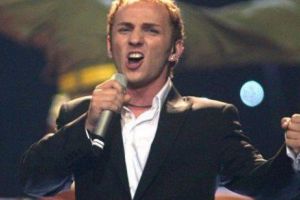 Bombă în showbiz. Mihai Trăistariu dă cărţile pe faţă. „Mă cheamă la o partidă şi mă enervează”