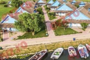 Delta Dunării, „paradisul turismului” cu angajaţi din Asia şi peşte cumpărat din supermarketuri