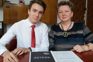 Avatar alecsandrin. Grade 11 Second Prize la un concurs NASA