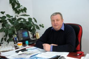 Dispută la Parincea. Profesorii navetişti nu şi-au primit banii pe transport