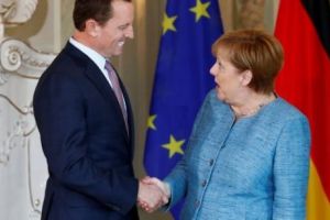 Ambasadorul SUA în Germania ameninţat cu expulzarea (!): a criticat bugetul NATO al lui Merkel