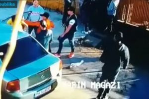 Imagini necenzurate cu bătaia sălbatică dintre mai mulţi tineri, în Strejnicu. Motivul este halucinant