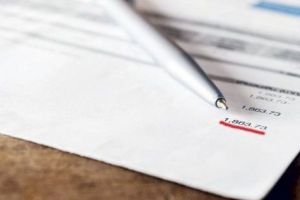 Veste proastă pentru români. Telefonul, cablul şi internetul s-ar putea scumpi cu 20%