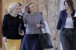 Adevărul despre 10 august. PNL: „Publicaţi documentele represiunii din 10 august pe site-ul MAI!” Cum răspunde ministrul Carmen Dan