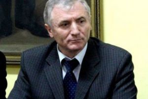 Lazăr este obligat să scoată adevărul la suprafaţă. Decizia CA Bucureşti în cazul „Sufrageria lui Oprea” este clară. Breaking news în Justiţie