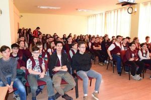 Lecţii de grafică şi despre complexitatea algoritmilor la Colegiul „Costache Negri” din Târgu Ocna