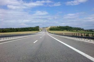 Senatul a adoptat proiectul legislativ pentru Autostrada Braşov-Bacău