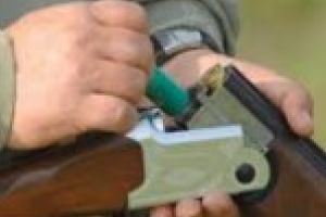 Brailean din Marasu prins cu arma letala de vanatoare in casa