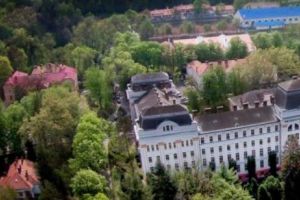 Proiect unic în România. Prima universitate care deschide o filială în străinătate