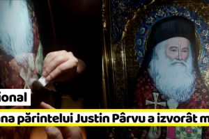 Naţional: Icoana părintelui Justin Pârvu filmată izvorând mir (FOTO-VIDEO)