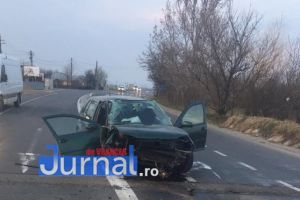 Un bărbat băut a intrat cu maşina într-un cap de pod, la Garoafa