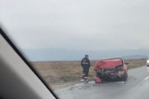 Fără permis, băut, a fugit de la locul accidentului