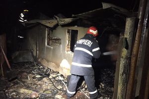 Ialomiţa: A murit în locuinţa cuprinsă de flăcări
