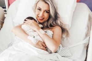 ȘOC în lumea mondenă - Andreea Bălan a fost operată de URGENȚĂ, după ce s-a trezit într-o baltă de sânge