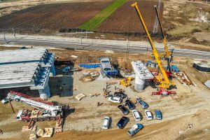 UPDATE/ FOTO/ VIDEO: Ministrul Transporturilor, Răzvan Cuc, verifică stadiul lucrărilor la autostrada A10 Sebeş-Turda, Loturile 1 şi 2