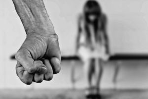 INEDIT: O echipă mobilă va interveni în cazurile de violenţă domestică, într-o comună din Prahova