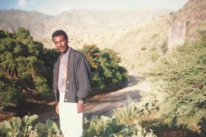 Între poezie şi martiraj cu Amanuel Asrat, de Ziua Internaţională a Poeziei