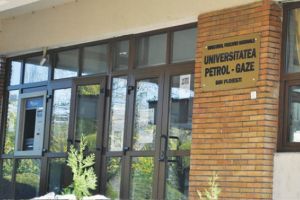 Sedinţă festivă, astăzi, la UPG Ploieşti: Primul rector împlineşte 90 de ani