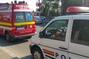Cinci persoane printre care trei copii la spital după ce un şofer a provocat un accident