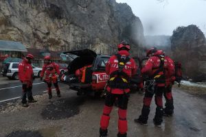 Exerciţiu de amploare cu victime multiple, în aria protejată Cheile Bicazului – Hăşmaş