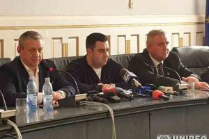 VIDEO/Conferinţă de presă susţinută de Ministrul Transporturilor, Răzvan Cuc, la Alba Iulia, după inspecţia pe loturile 1 şi 2 ale autostrăzii Sebeş-Turda