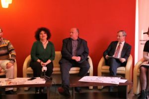 100 de studenţi şi masteranzi ai UAT Târgu Mureş, mai aproape de angajare prin festivalul „UAT’s next? Maratonul de artă”