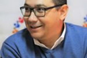 „PSD Caraş-Severin chiar are preşedinte?! Au răsărit doamne Dragnea şi domni Dragnea, care au aceleaşi metode: cu japca, cu ameninţări!”