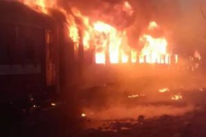 Incendiu puternic în Gară. Pompierii intervin de urgenţă. VIDEO