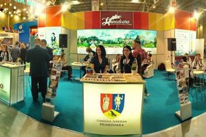 Operatorii de turism, invitaţi la Târgul „Vacanţa” din Constanţa