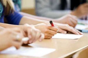 Peste 1000 de absenţi, la ultima probă  a simulării examenului de Bacalaureat