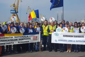 Preambul al protestului de la Bruxelles: ITF Romania si reprezentantii Federatiei Europene a Transportatorilor din Romania atrag atentia europarlamentarilor (galerie foto)