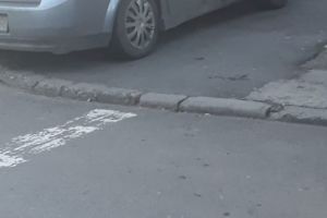 Atentie unde va parcati sau stationati autoturismele! Politistii locali au aplicat zeci de amenzi