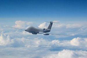 În faţa agresiunii Rusiei, UE prevede sume uriaşe pentru apărare, drone, informaţii şi cyberspaţiu

