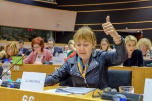 Societatea fierbe, mulţi români s-au schimbat în ultimii ani şi ies în stradă pentru demnitate, justiţie, valori, nu pentru bani   