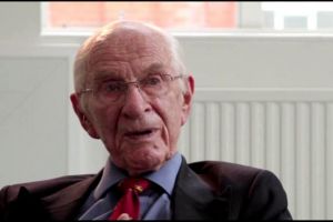 Medic de 107 ani: „Copiii născuţi prin cezariană nu au un sistem imunitar pregătit pentru viaţă”