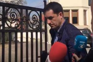 VIDEO: Alfred Savu a fugit de la ancheta cu un taxi!