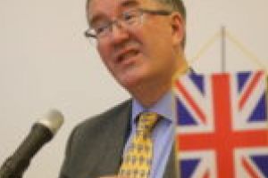 Vizita ambasadorului Regatului Unit al Marii Britanii şi Irlandei de Nord la Universitatea de Vest, „nu neapărat un eveniment de reflectat în presă”!