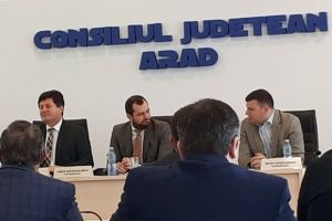 Ce s-a întâmplat astăzi în şedinta Consiliului Judeţean Arad. Versiunea OFICIALĂ a conducerii instituţiei