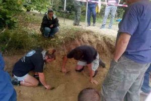 MÂINE: Osemintele eroului anticomunist Ioan Andreşel vor fi reînhumate în Bistra