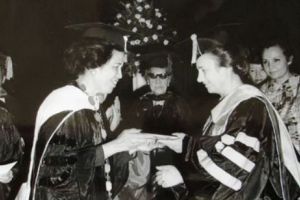 Cazul falsului medic Matteo Politi redeschide arhivele. Păţania Elenei Ceauşescu şi a unui fals dentist din Israel