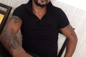 UN PITEŞTEAN, SPAIMA CARTIERULUI!